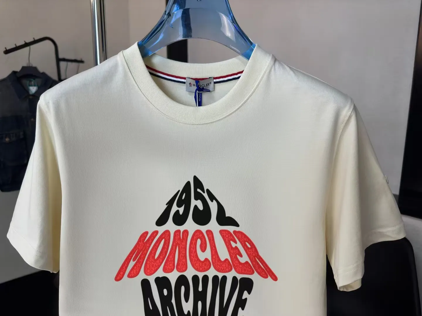 P80💰《Moncler~ 》2025New Arrival Quality T , Versatile Quality ！ ‼ 32 250G ‼ ， ， ， ， T 🤪 Sizes：S-M-L-XL-2XL ：Black，White， Same Style